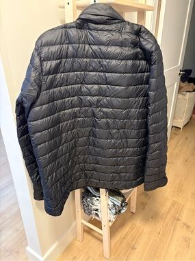 Eddie Bauer Men's Packable Puffer Jacket - Black